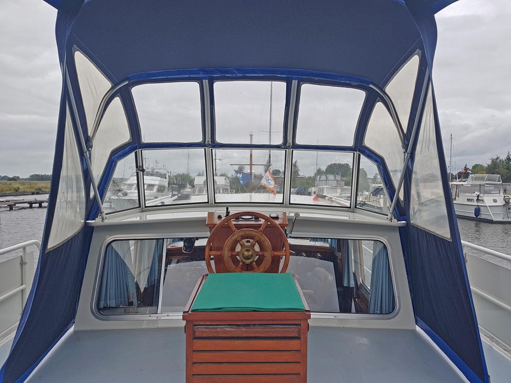 picture Deck equipment